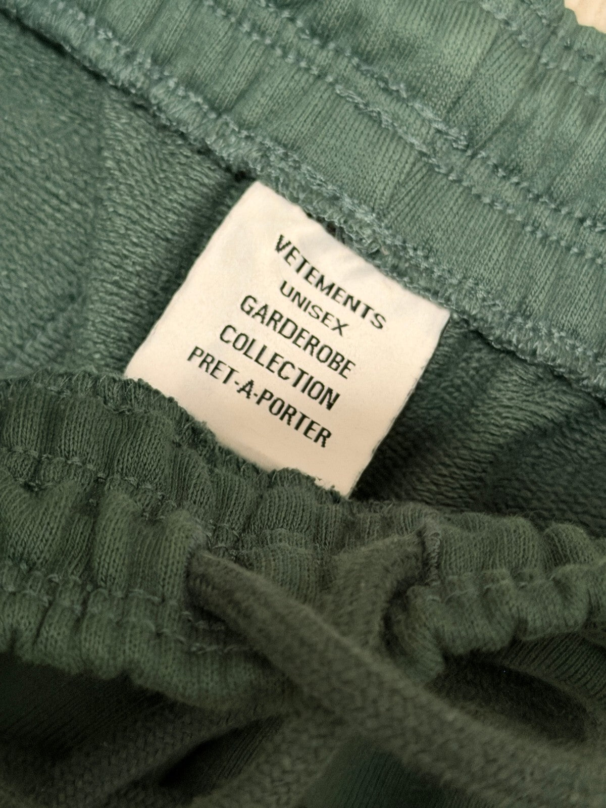 Vetements Polizei Raw-Edge Baggy Sweat Shorts | New |