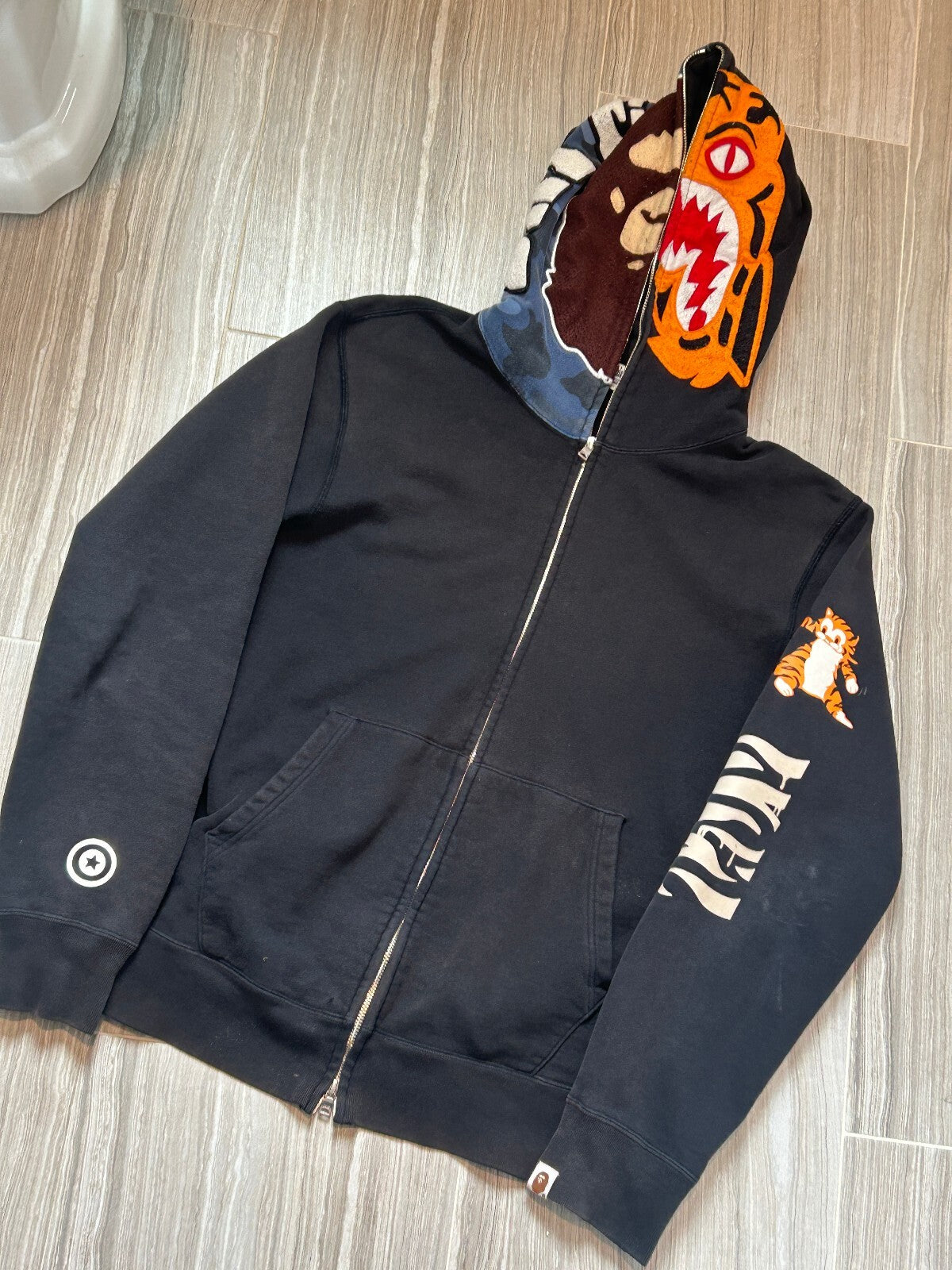 A Bathing Ape Tiger Full Zip Up Black Hoodie - XL Men's
